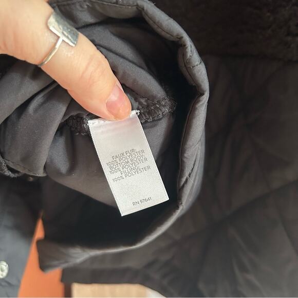 J. Jill Fit Quilted Sherpa Snap Front Fleece Jacket Black Soft Size M Petite - Picture 6 of 6